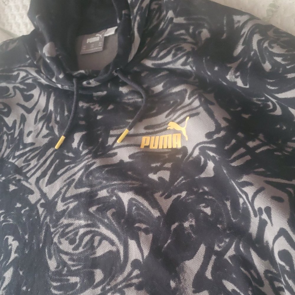 Puma Men's Pullover Wicked Scratched Sweatshirt